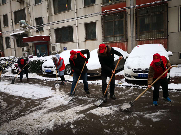 扫雪现场2_副本.jpg